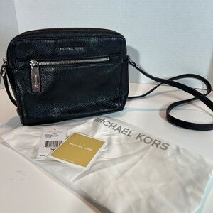 Michael Kors Zoey Crossbody Messenger
